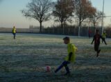 ST D.Z.C. '09/S.K.N.W.K. JO13-1 - M.Z.C. '11 JO13-3 (competitie) seizoen 2022-2023 (najaar - 2e fase)) (48/135)